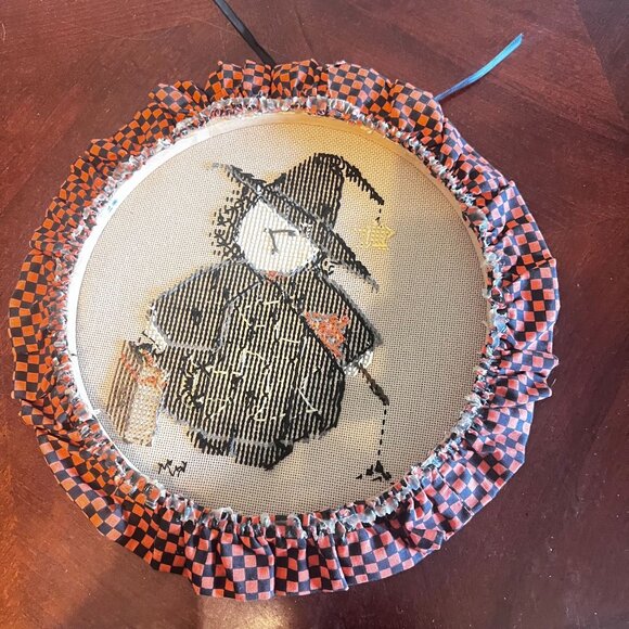 Halloween Handmade Witch Cross-Stitch Wall Art  Ruffled Fabric Frame  Decor Gift - Picture 3 of 4